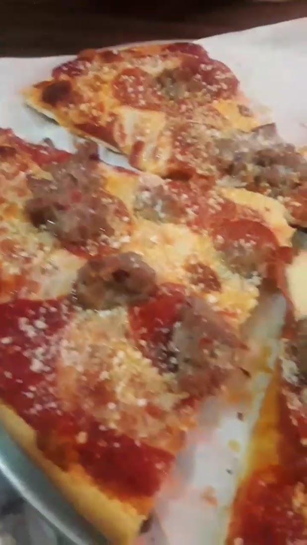 Carl's Pizza